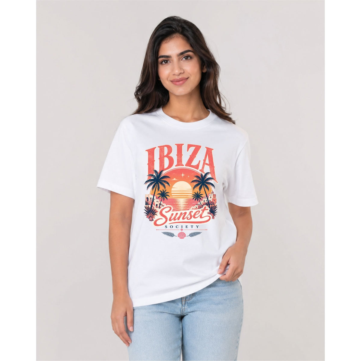 تيشيرت نسائي بتصميم Ibiza غروب نادي